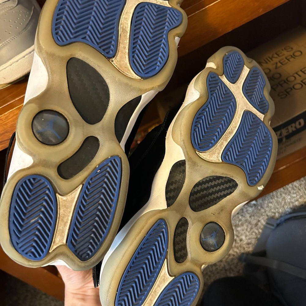 Air Jordan’s 6 rings white and blue